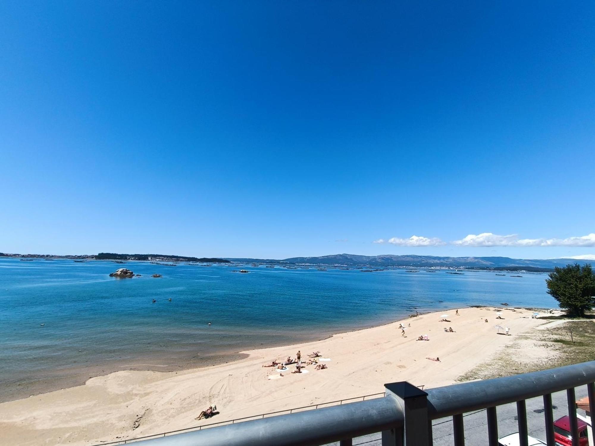Mirador Mar De Castelao, 1ª Linea De Playa Urbana Apartment บียานูเอบา เด อาโรซา ภายนอก รูปภาพ