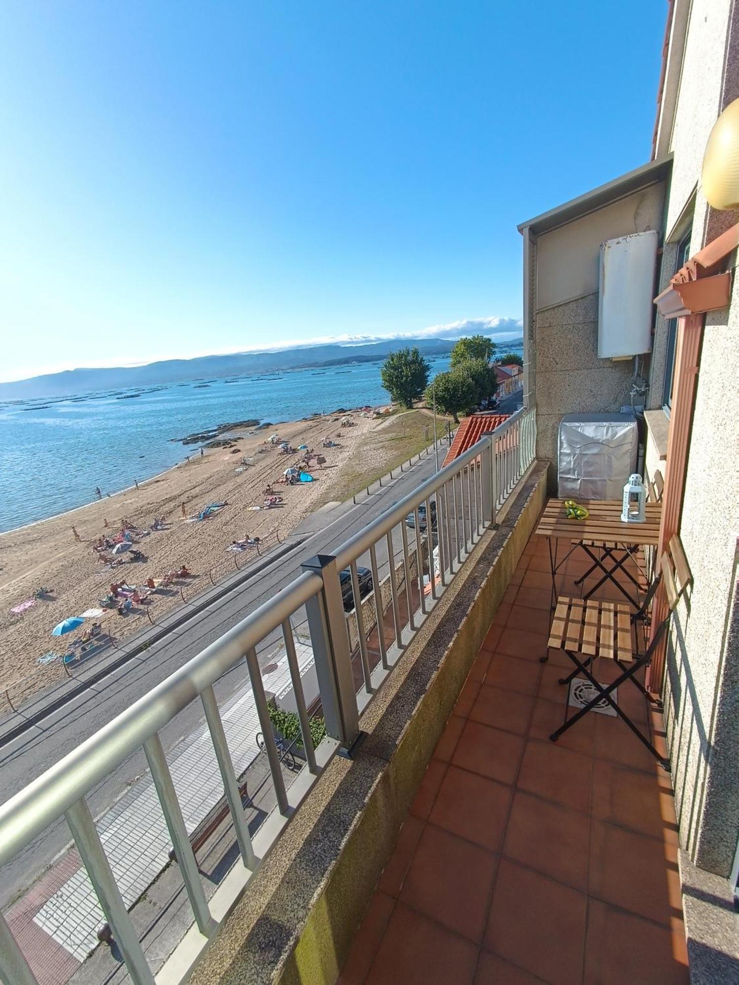 Mirador Mar De Castelao, 1ª Linea De Playa Urbana Apartment บียานูเอบา เด อาโรซา ภายนอก รูปภาพ